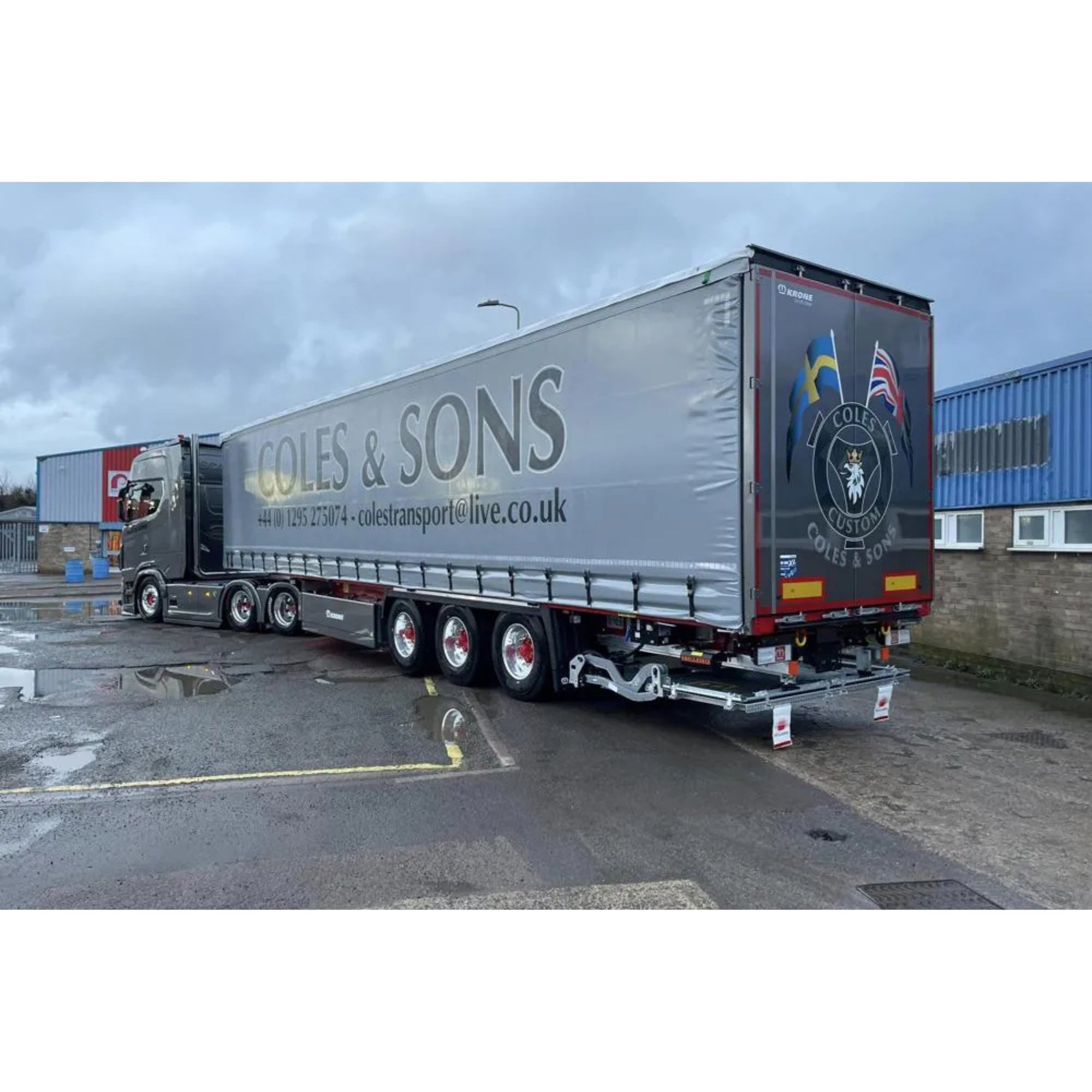 Coles & Sons | Tekno